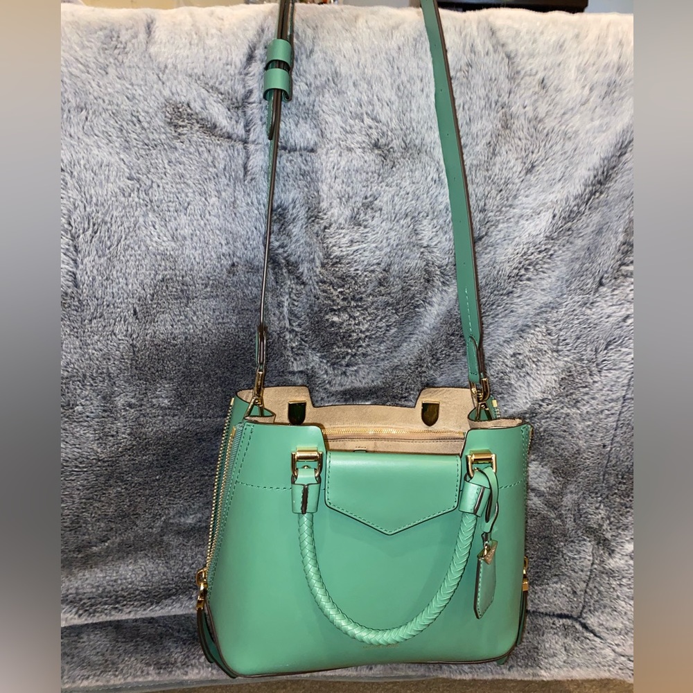 Michael Kors Leather Convertible Satchel Tote & Crossbody- Limited Addition!! - Picture 3 of 12